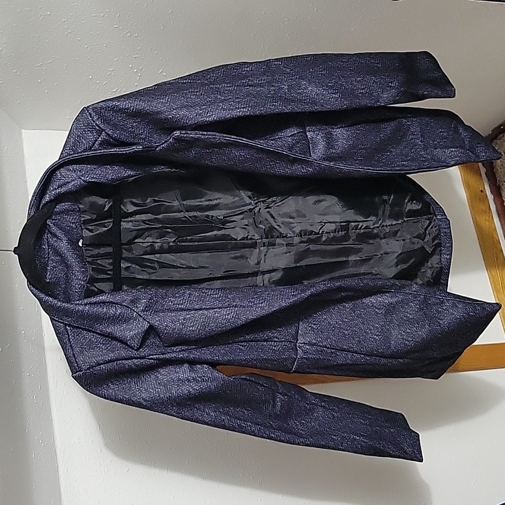 Dark blue lined blazer